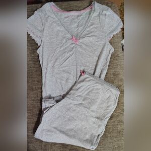 Ladies Sonoma Pajama Set Shirt Sleeve Top & Capri Bottoms